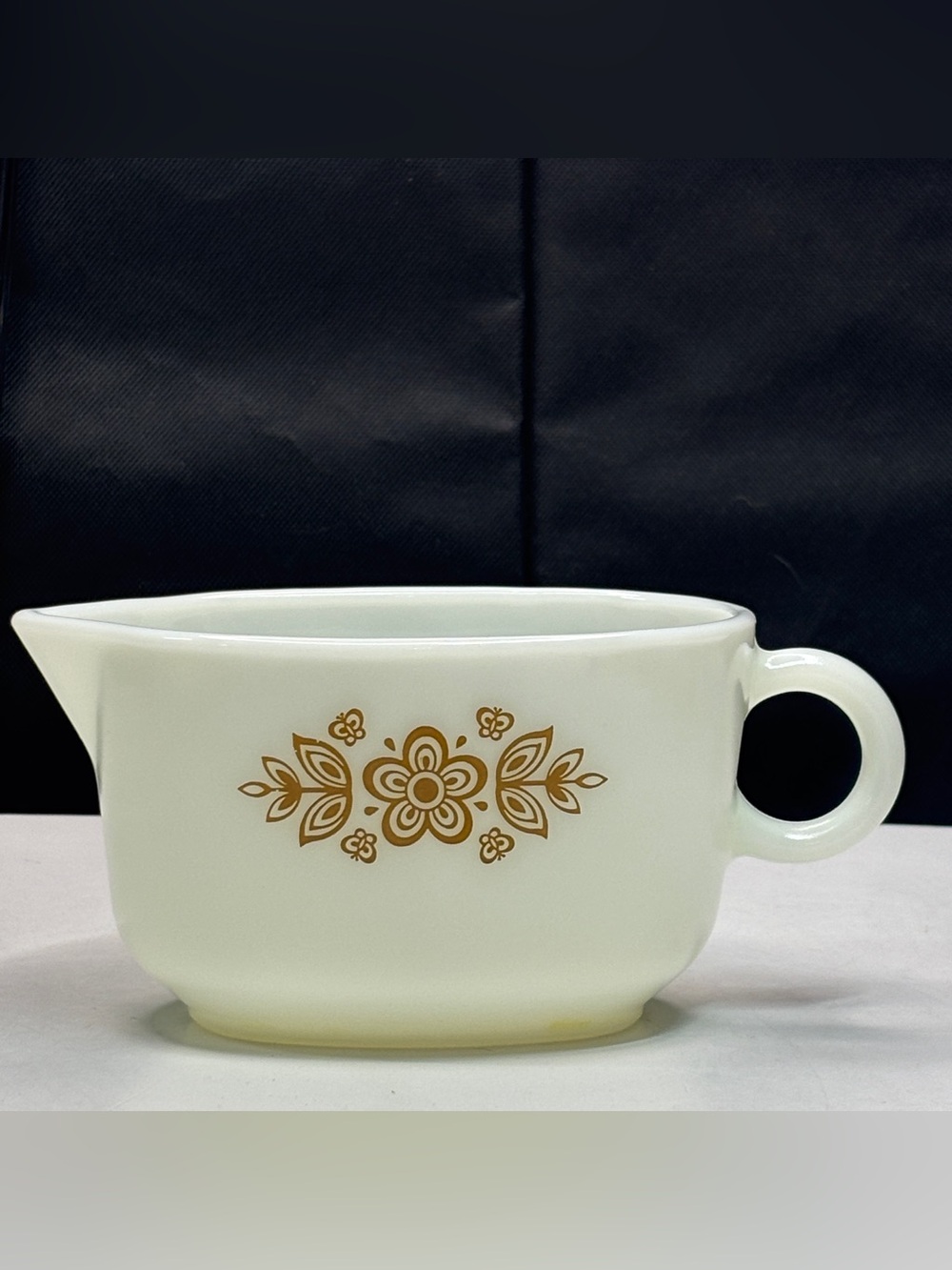 Vintage PYREX Corningware #77-B Gold Butterfly White Gravy Boat 16 oz